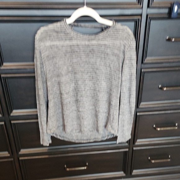 Gray Ribbed Long Sleeve Sweatshirt - Picture 1 of 4